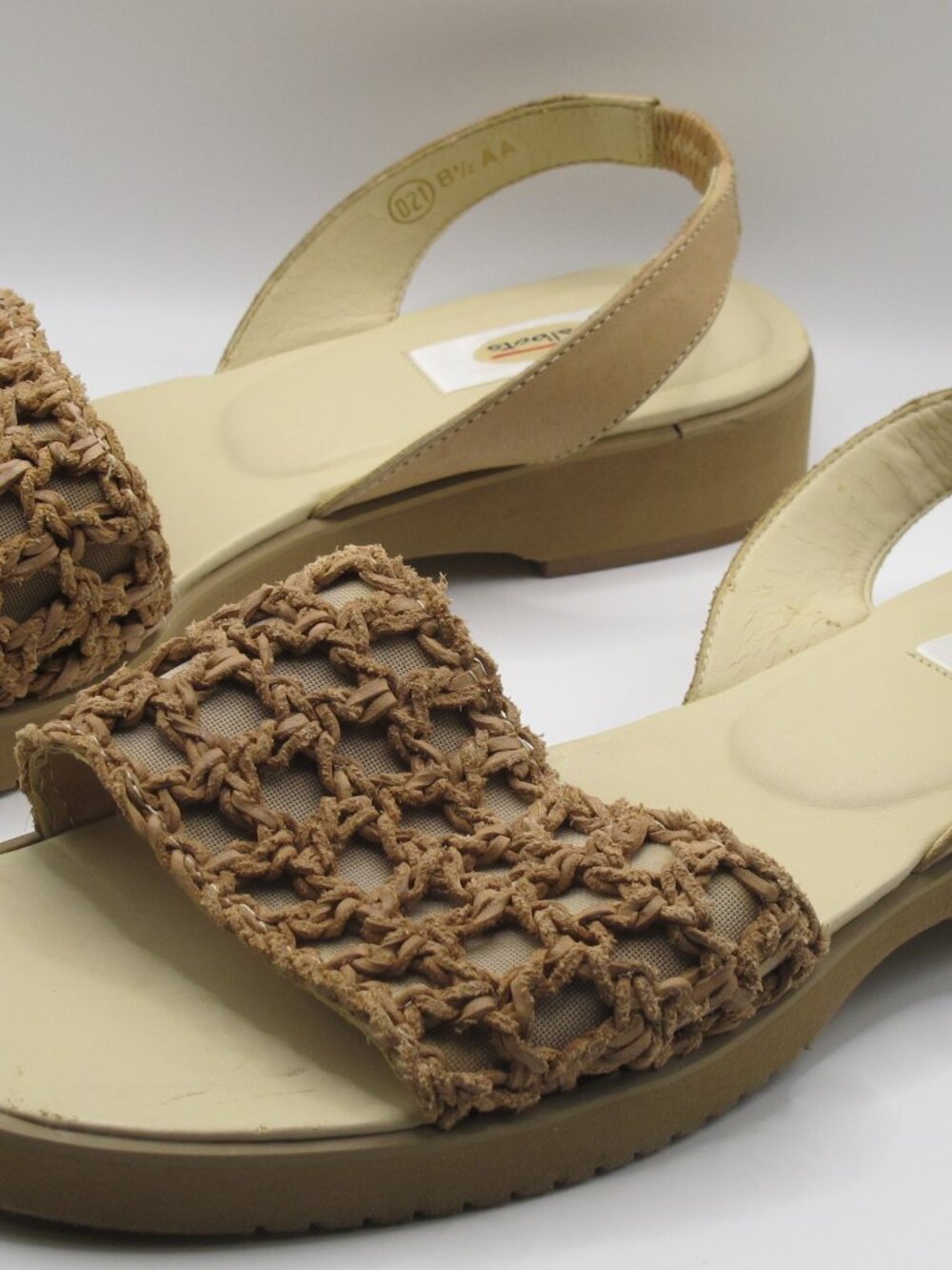 Talbot's 8.5AA brown leather sandal